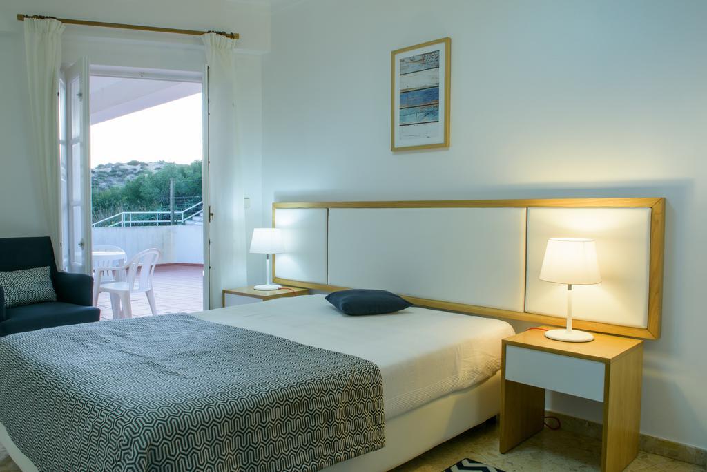 Apartamentos Dunamar Віла-Нова-де-Мілфонтеш Екстер'єр фото