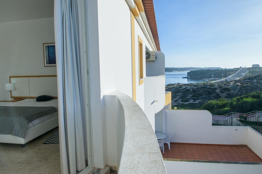 Apartamentos Dunamar Віла-Нова-де-Мілфонтеш Екстер'єр фото